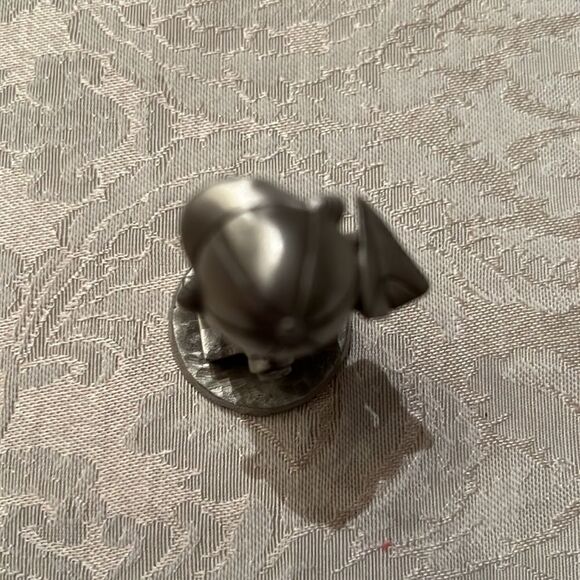 Vintage Avon 1983 pewter “Hard at Work” bear figurine EVC - Picture 7 of 10